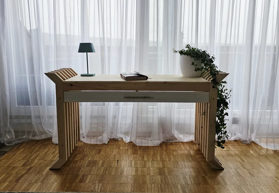 Schreibtisch Zen mit grosser Schublade